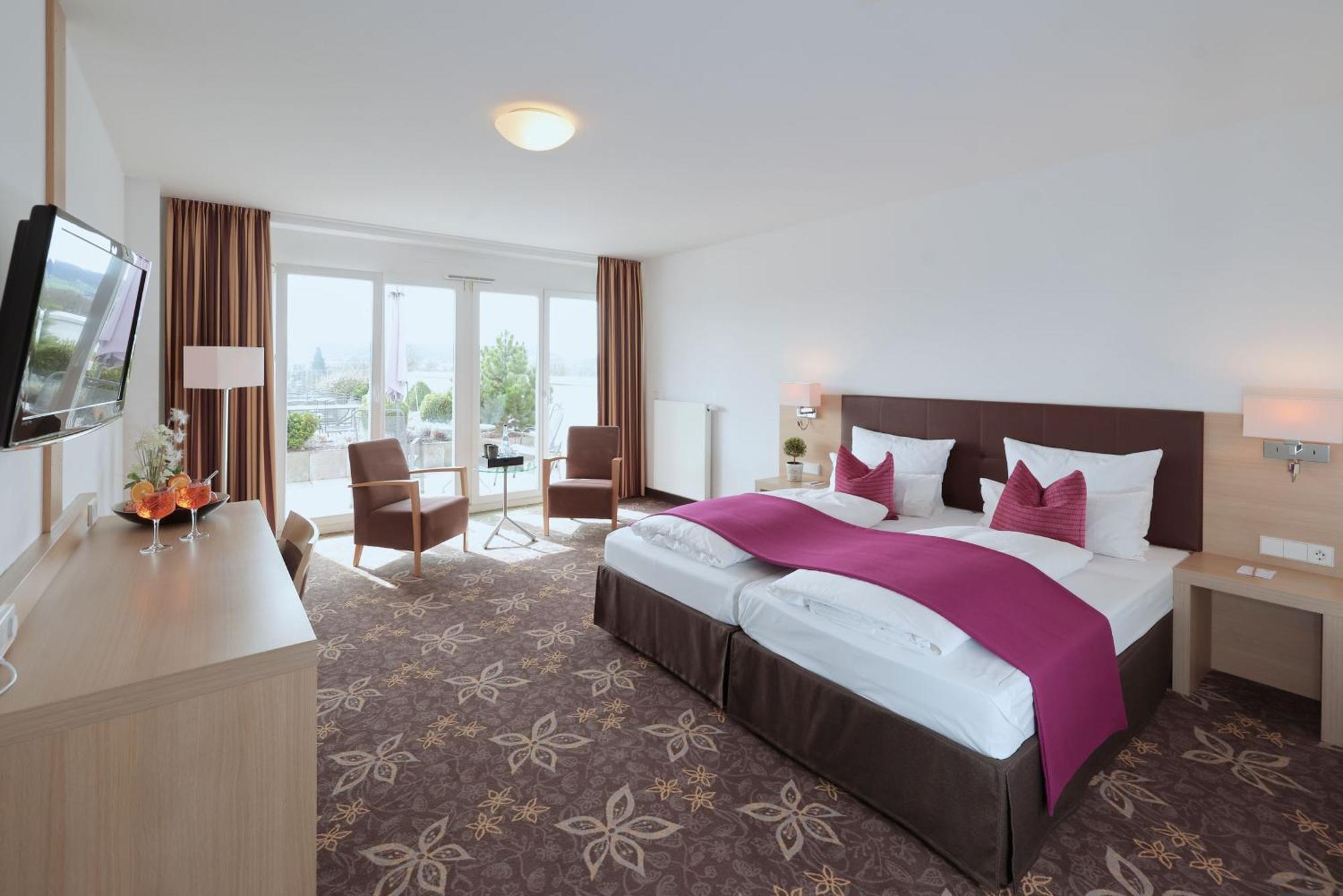 Hotel Wuerttemberger Hof Эринген Экстерьер фото