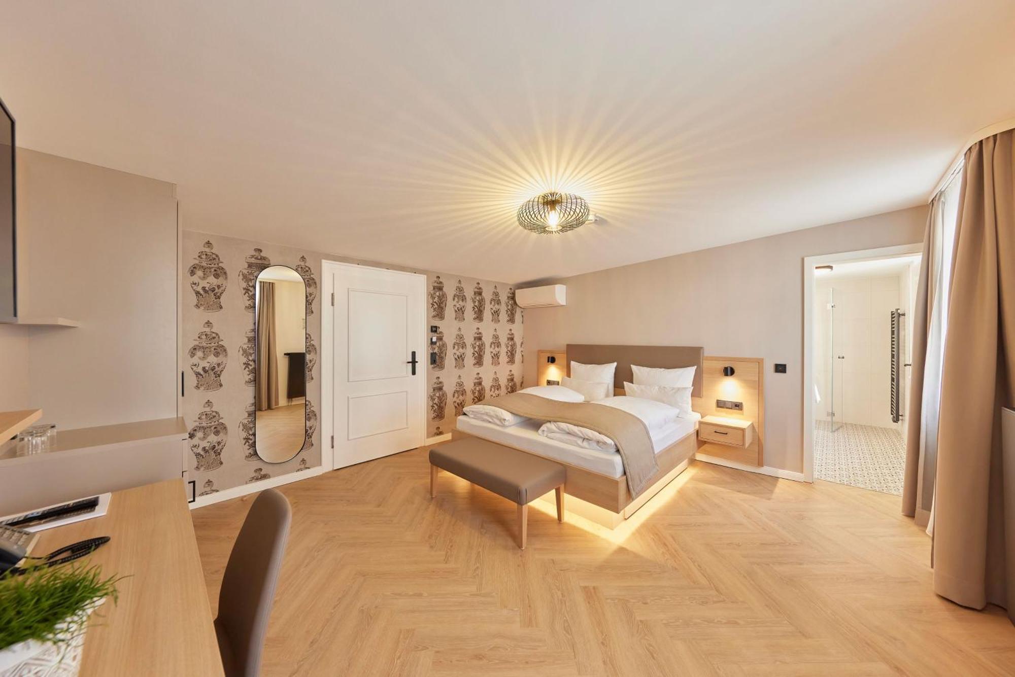 Hotel Wuerttemberger Hof Эринген Экстерьер фото
