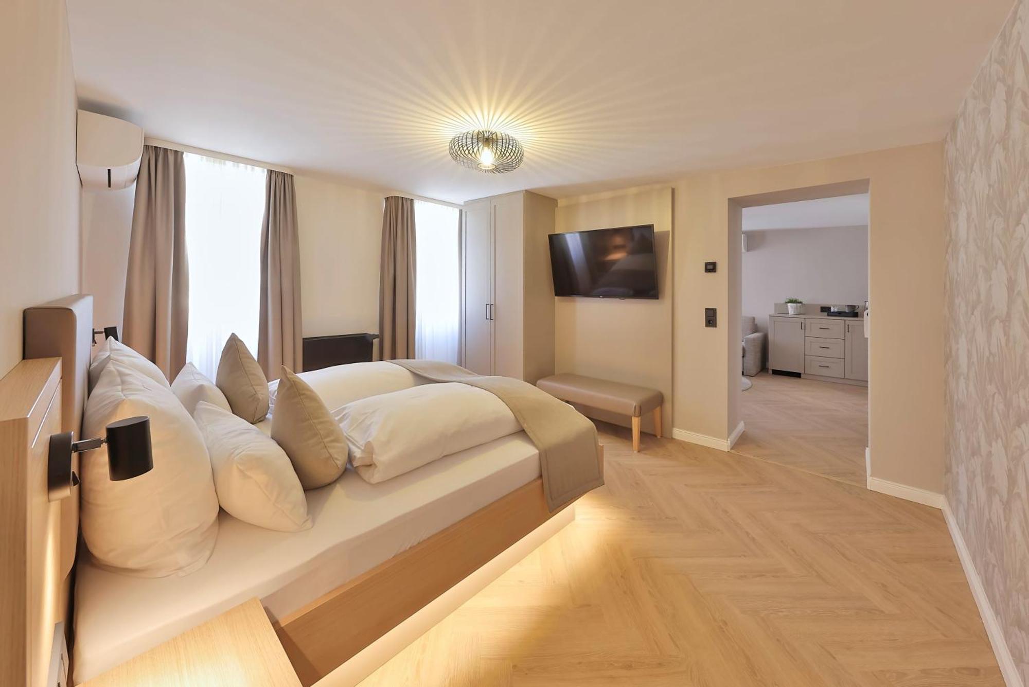 Hotel Wuerttemberger Hof Эринген Экстерьер фото