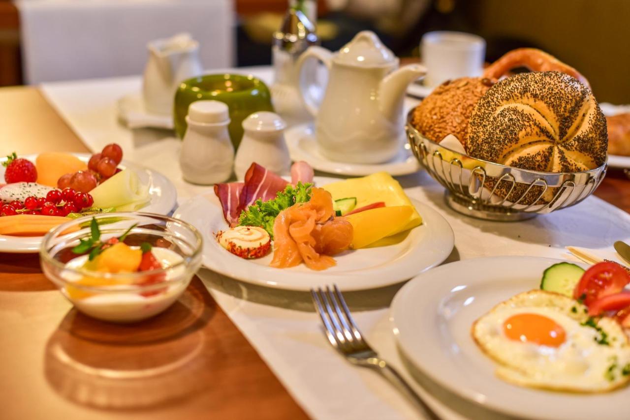 Hotel Wuerttemberger Hof Эринген Экстерьер фото